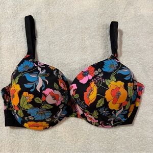 Victoria’s Secret PINK bra, 36D